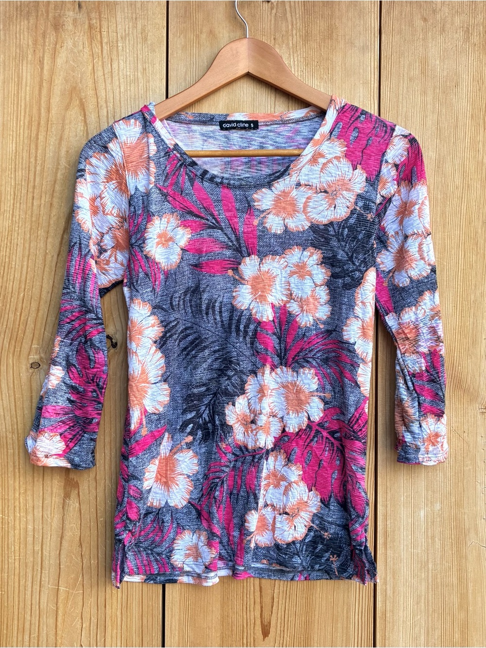 David Cline Floral 3/4 Sleeve Tee Shirt Sz Small